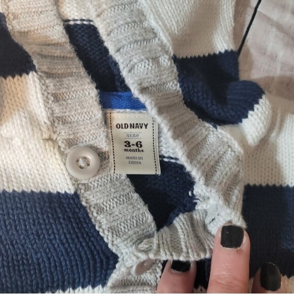 Carters Girls 6 month Sweater Pant Set - Picture 2 of 8